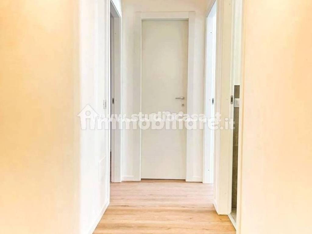 appartamento in vendita a Milano in zona Rottole