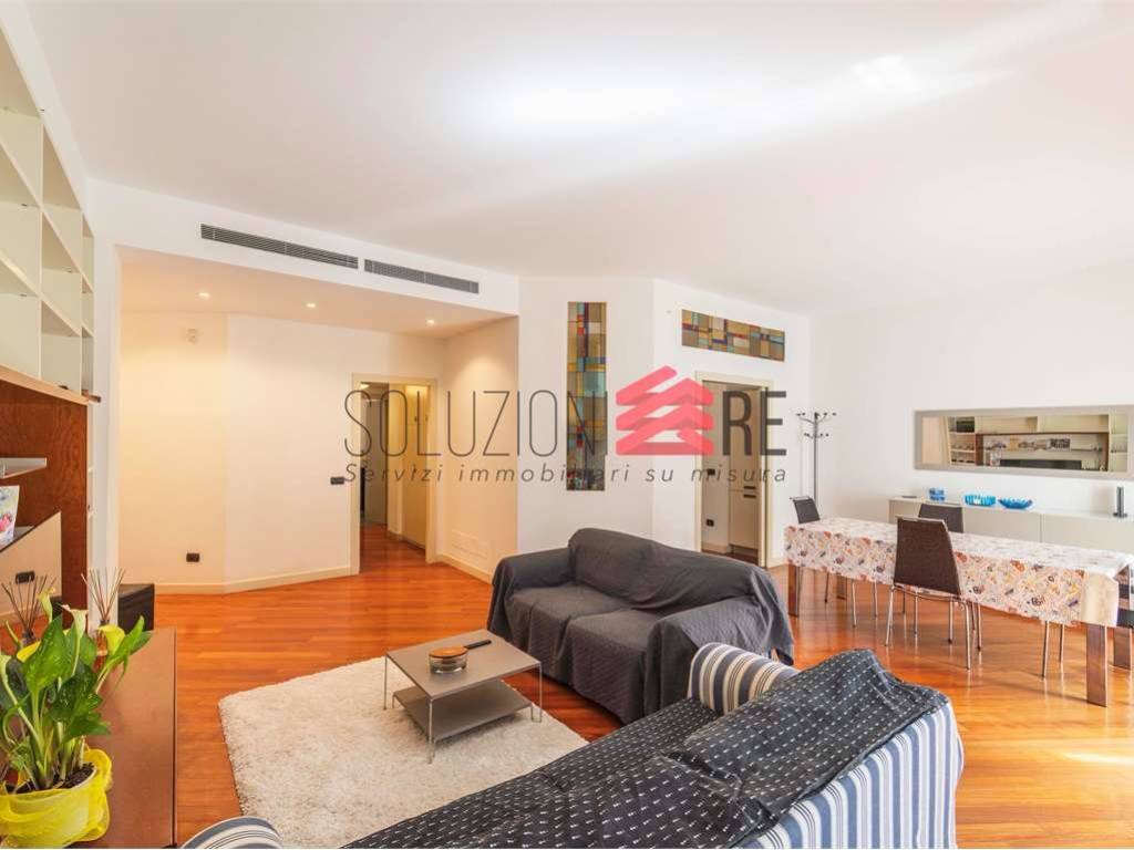 appartamento in vendita a Milano in zona Porta Vigentina