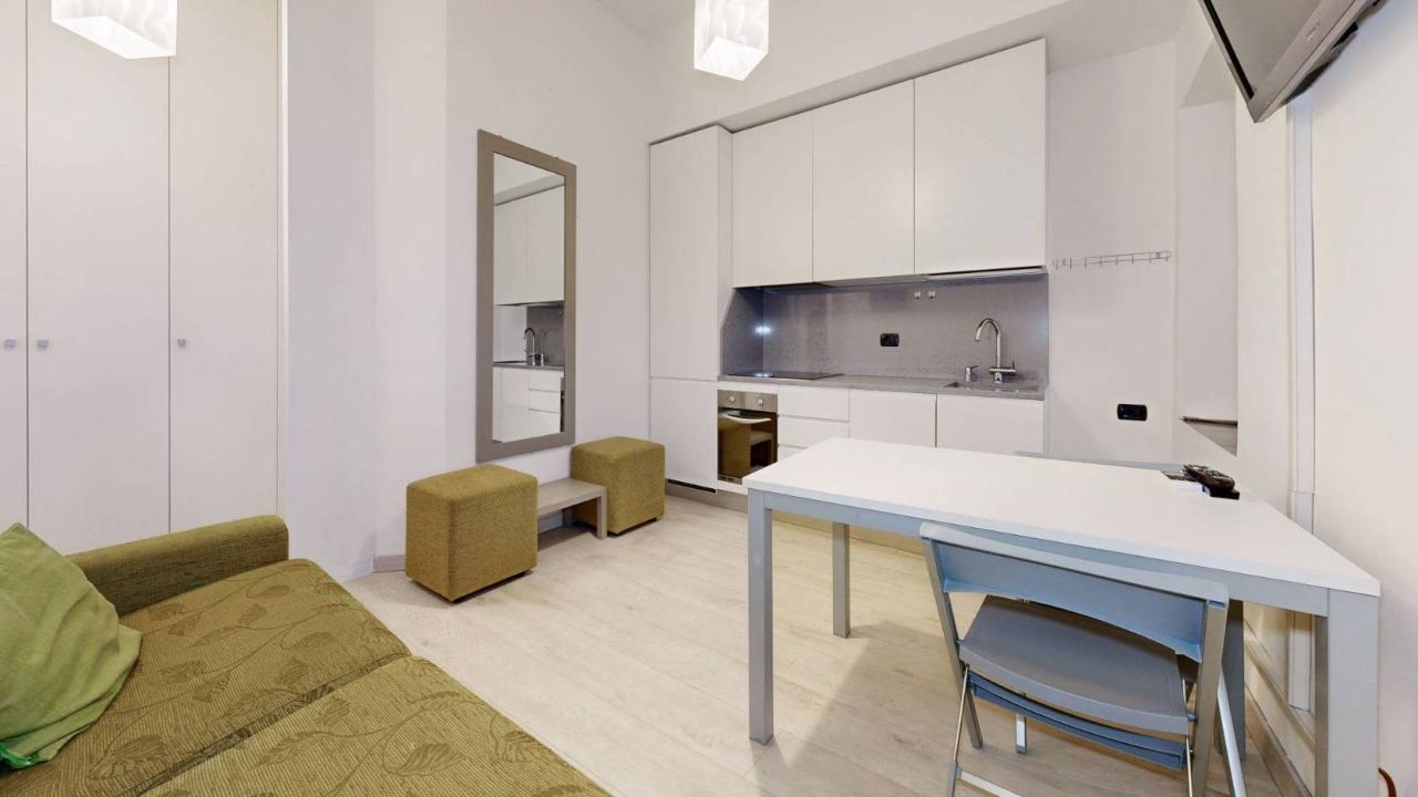 appartamento in vendita a Milano in zona Sempione