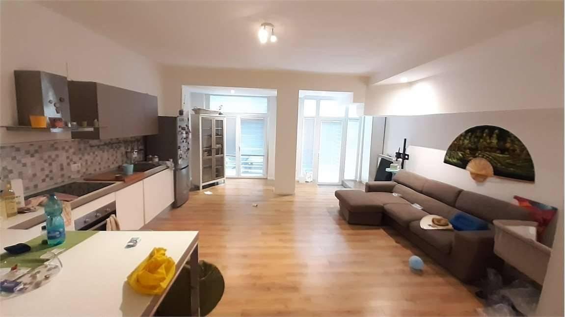 appartamento in vendita a Milano in zona Rottole