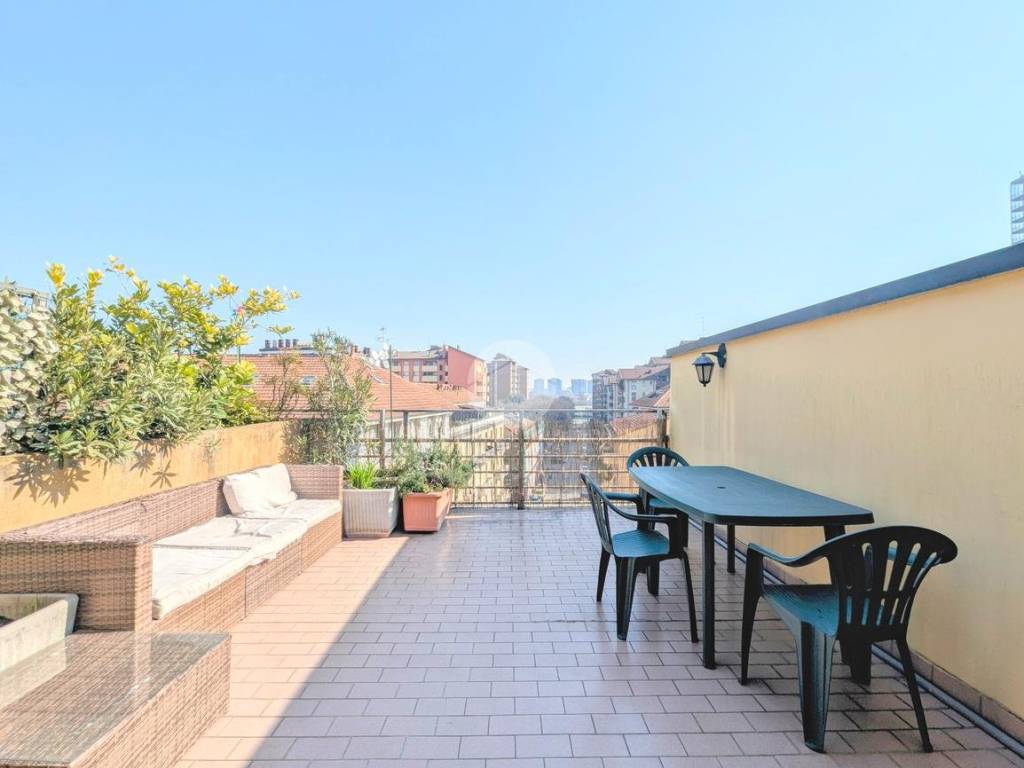 appartamento in vendita a Milano in zona Dergano