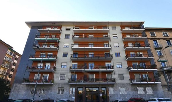appartamento in vendita a Milano in zona Piazzale Lodi