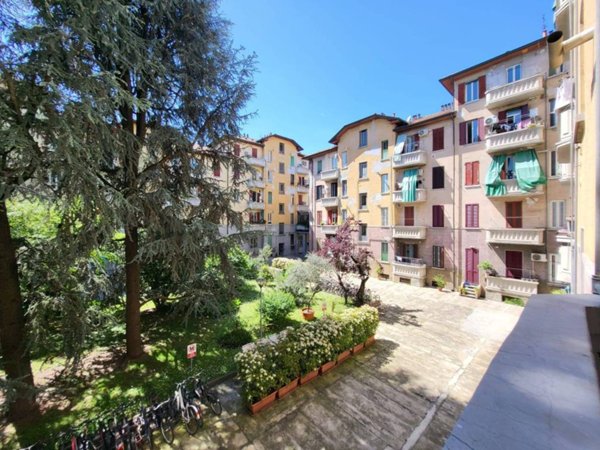 appartamento in vendita a Milano in zona Villapizzone