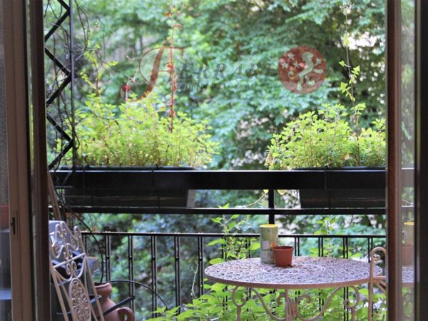 appartamento in vendita a Milano in zona Porta Garibaldi