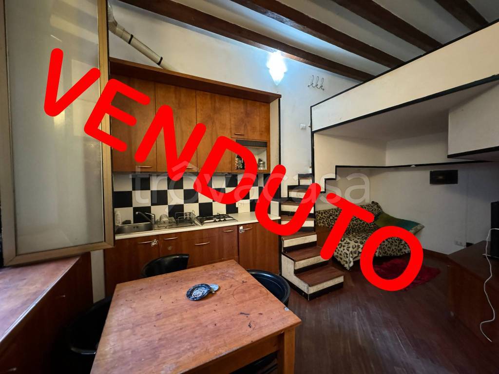 appartamento in vendita a Milano in zona Maggiolina