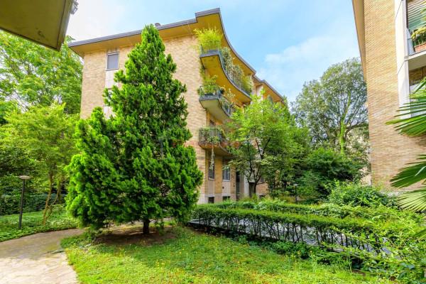 appartamento in vendita a Milano in zona Il Portello