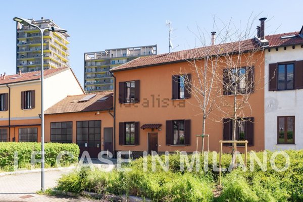 casa indipendente in vendita a Milano in zona Quarto Oggiaro