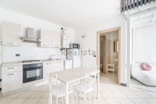 appartamento in vendita a Milano in zona Stadera