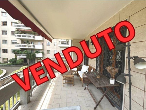 appartamento in vendita a Milano in zona Vigentino