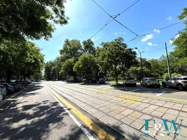 appartamento in vendita a Milano in zona Solari