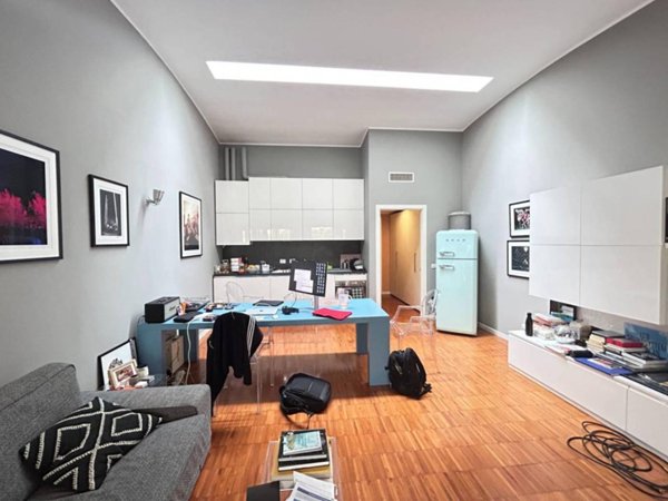 appartamento in vendita a Milano in zona Porta Ticinese