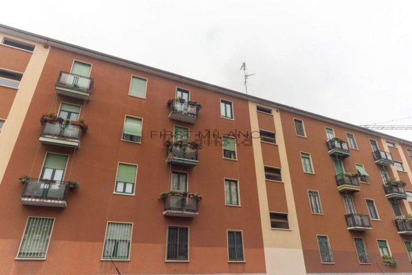 ufficio in vendita a Milano in zona Stazione Centrale