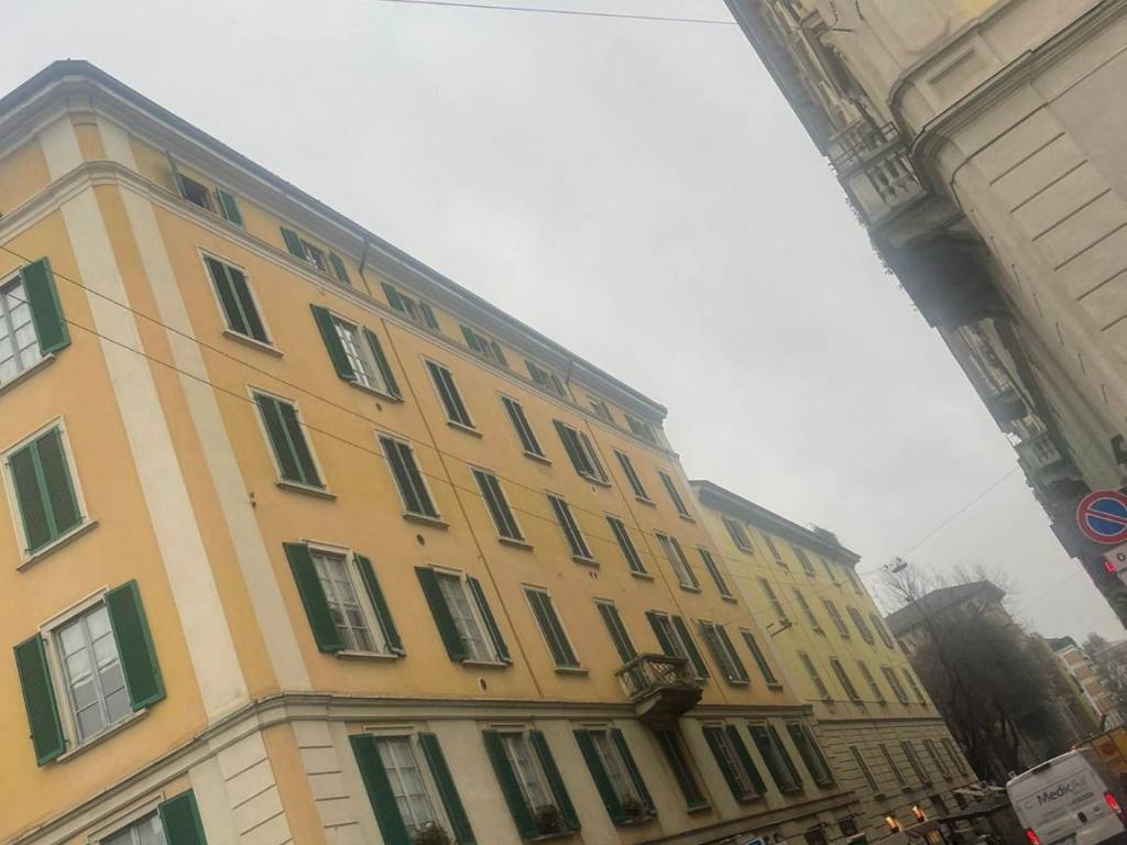 appartamento in vendita a Milano in zona Porta Nuova