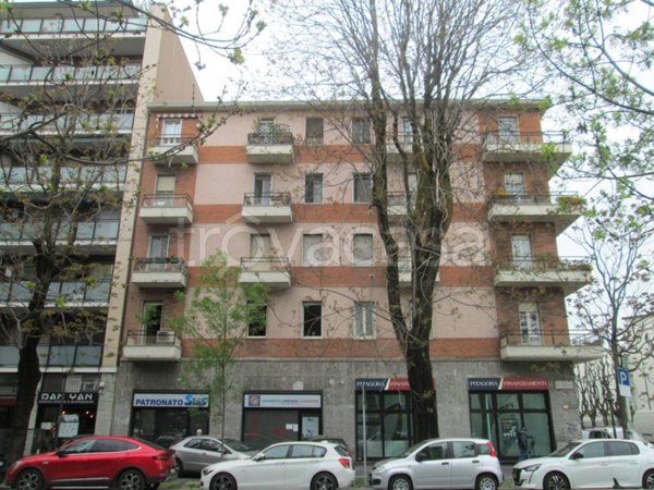 appartamento in vendita a Milano in zona San Siro