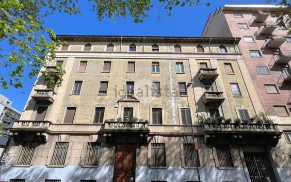appartamento in vendita a Milano in zona Dergano