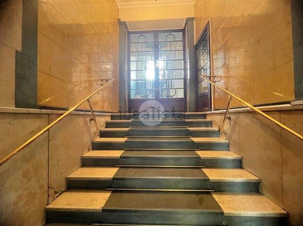 appartamento in vendita a Milano in zona Dergano