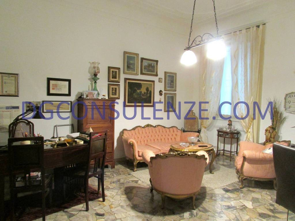 appartamento in vendita a Milano in zona Casoretto