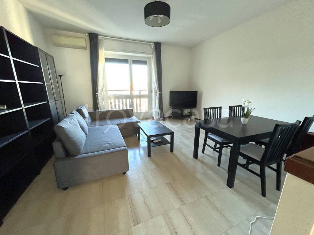appartamento in vendita a Milano in zona Porta Nuova