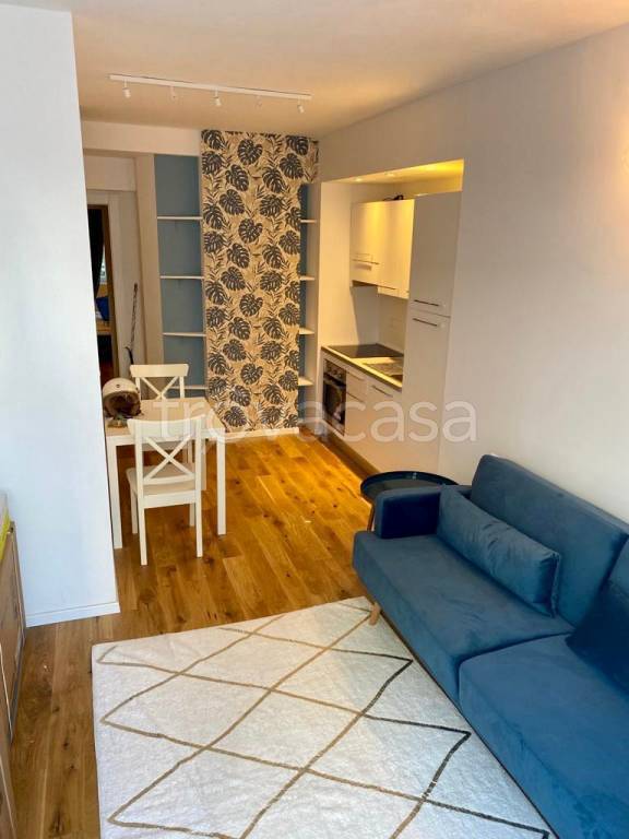 appartamento in vendita a Milano in zona Corvetto