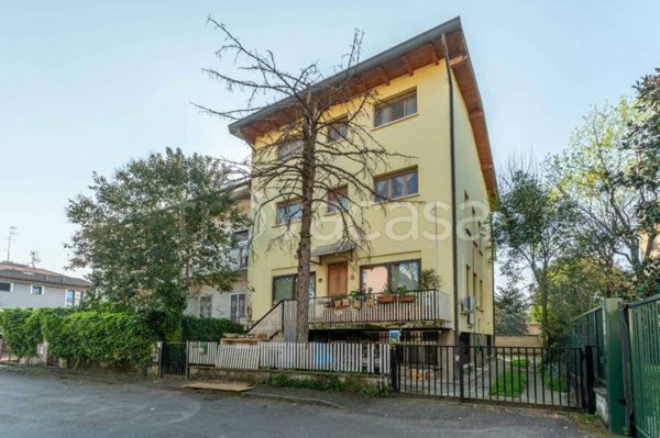 appartamento in vendita a Milano in zona Baggio
