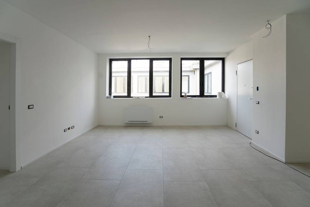appartamento in vendita a Milano in zona Corvetto