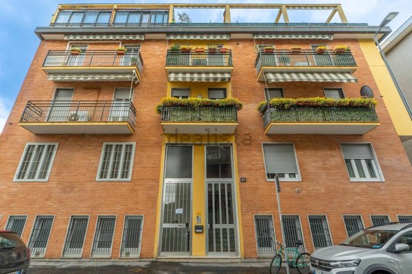 appartamento in vendita a Milano in zona Gorla