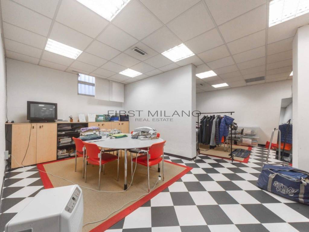 negozio in vendita a Milano in zona Maggiolina