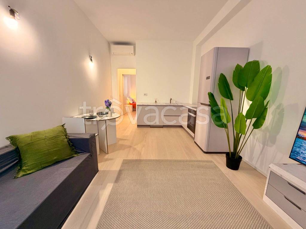 appartamento in vendita a Milano in zona Porta Venezia