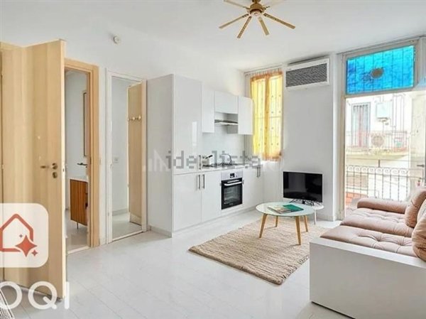 appartamento in vendita a Milano in zona Vigentino