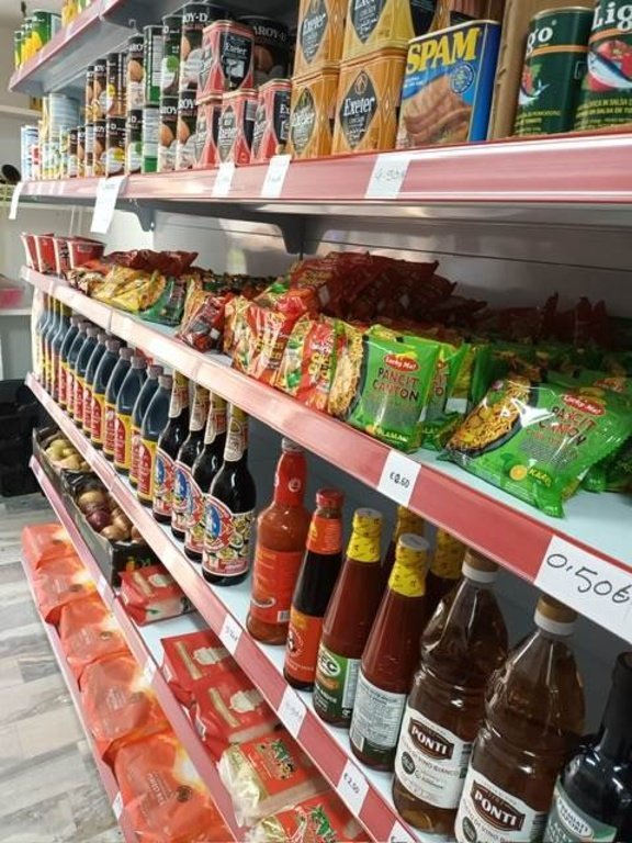 appartamento in vendita a Milano in zona Lorenteggio