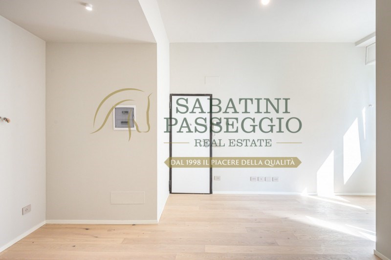appartamento in vendita a Milano in zona Porta Nuova