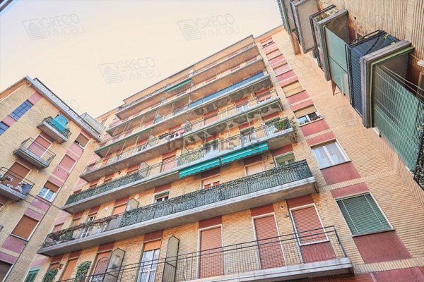 appartamento in vendita a Milano in zona Crescenzago