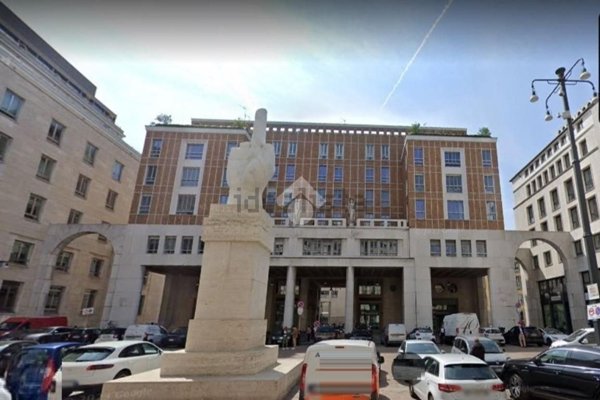 ufficio in vendita a Milano