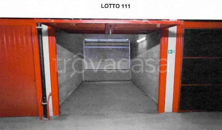 appartamento in vendita a Milano in zona Dergano