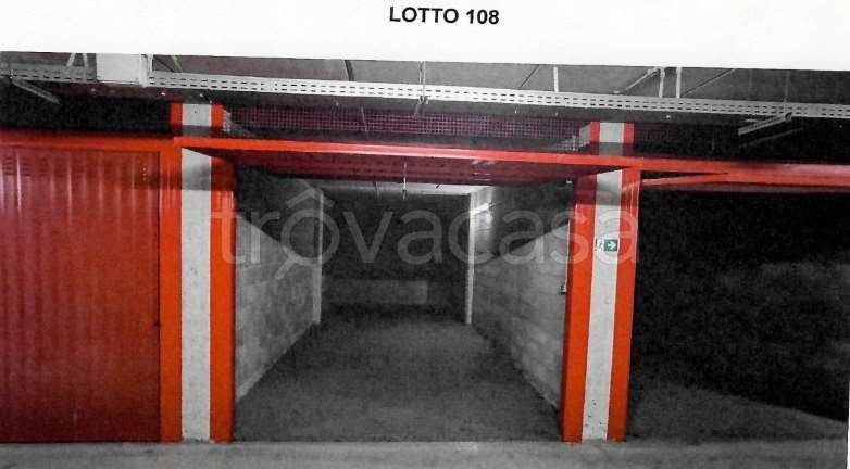 appartamento in vendita a Milano in zona Dergano