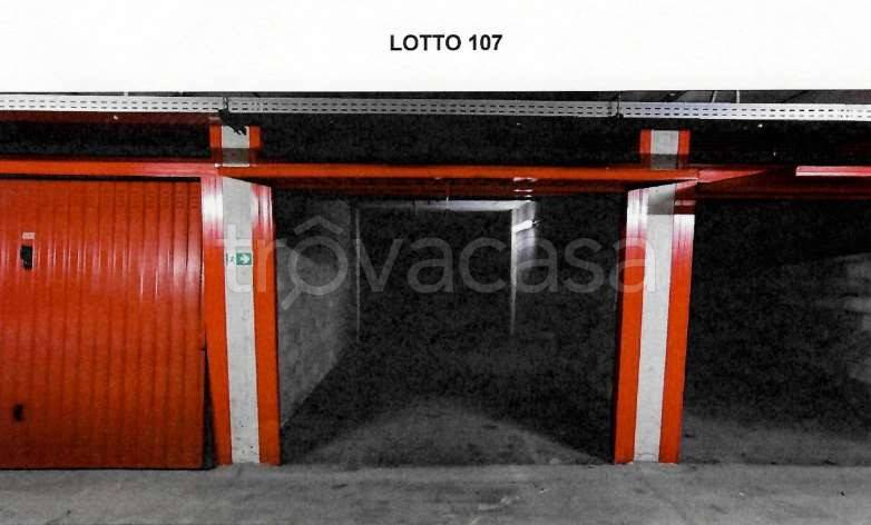 appartamento in vendita a Milano in zona Dergano