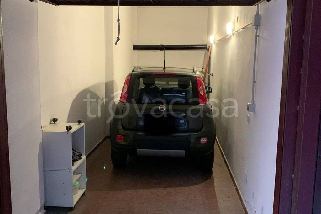 negozio in vendita a Milano in zona Porta Romana