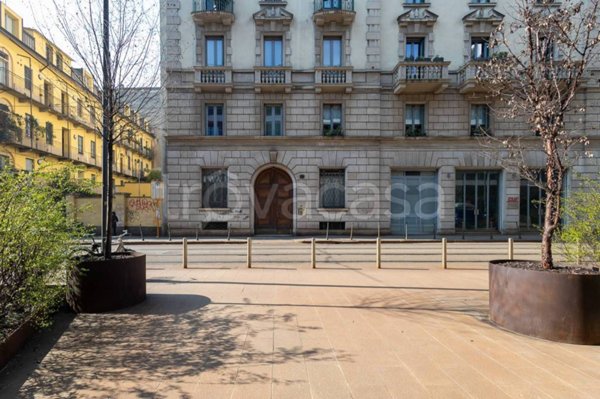 ufficio in vendita a Milano in zona Porta Garibaldi