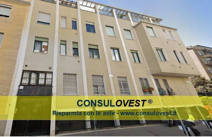 negozio in vendita a Milano in zona Turro