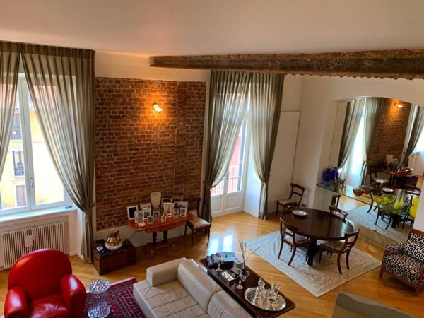 appartamento in vendita a Milano in zona Brera