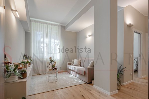 appartamento in vendita a Milano in zona Lorenteggio