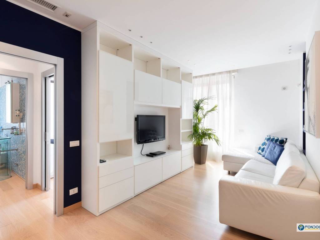 appartamento in vendita a Milano in zona Centro Direzionale