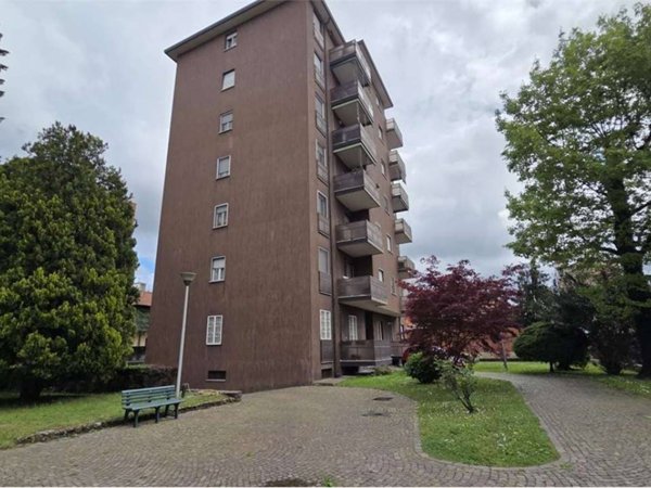 appartamento in vendita a Milano in zona Vialba