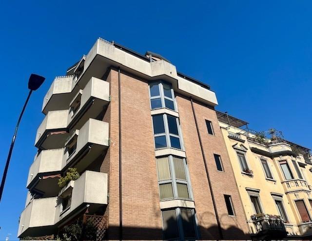 appartamento in vendita a Milano in zona Sempione