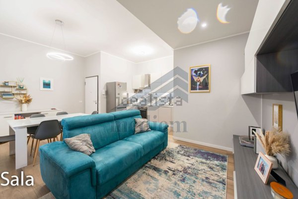appartamento in vendita a Milano in zona Lorenteggio