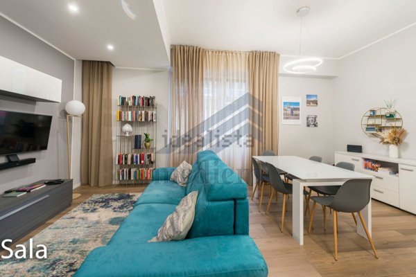 appartamento in vendita a Milano in zona Solari