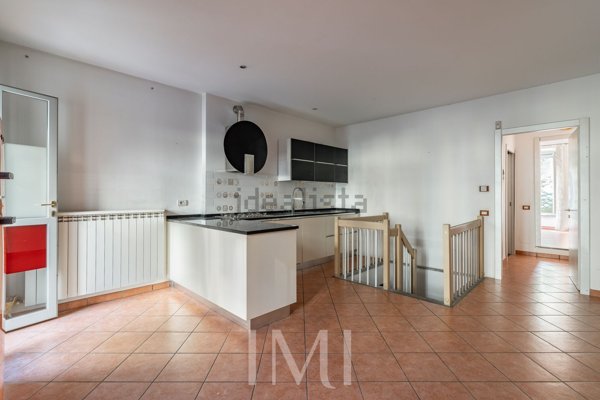 appartamento in vendita a Milano in zona Ronchetto sul Naviglio