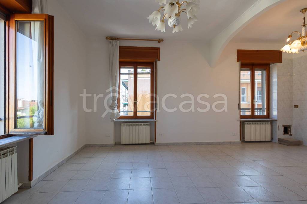 appartamento in vendita a Milano in zona Porta Genova