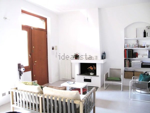 appartamento in vendita a Milano in zona Isola