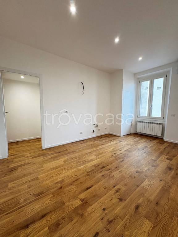 appartamento in vendita a Milano in zona Casoretto